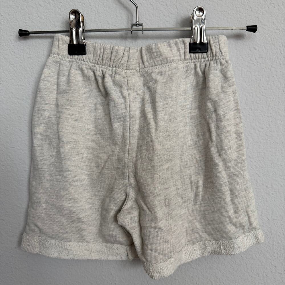 Little Road Co. (LuLu and Roo) Size 4T Heathered Cream Shorts